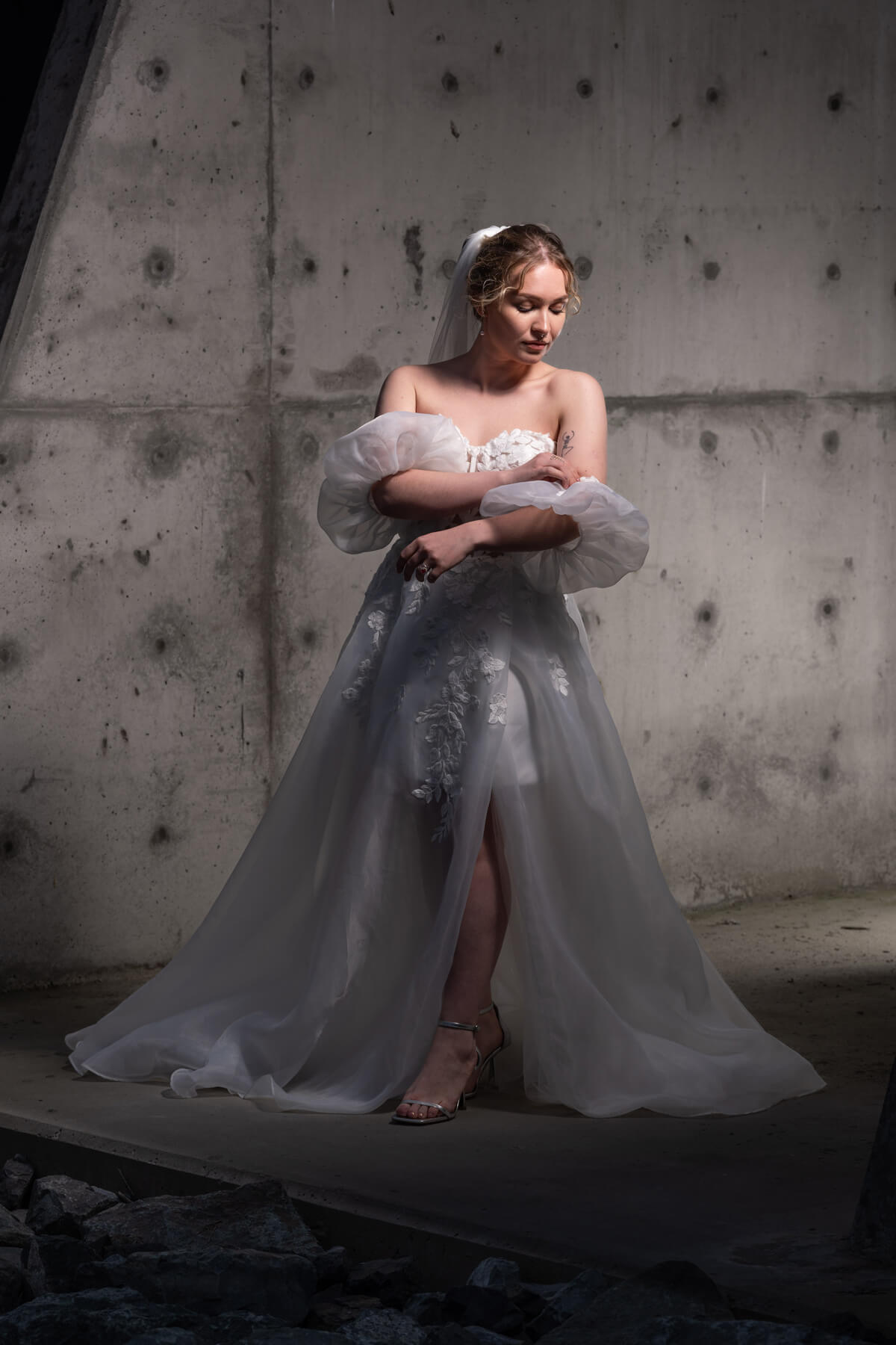 bride wearing a wedding dress from Stilly Lilly Bridal, Stanwood, WA